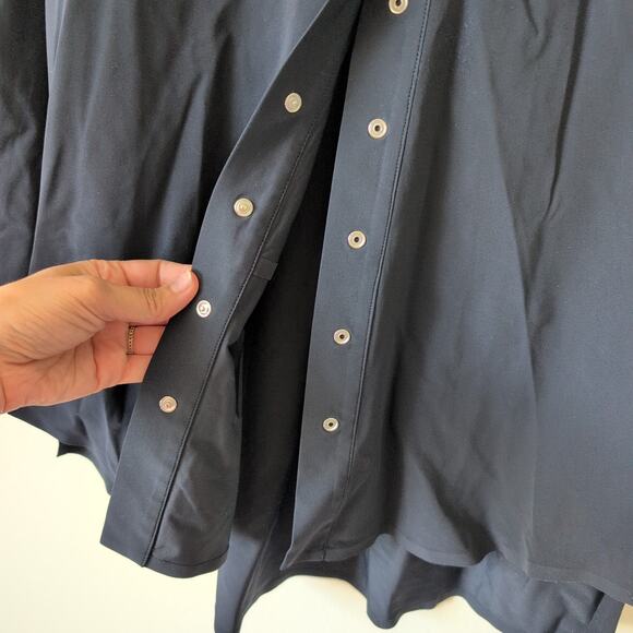 ADAY Something Borrowed Shirt Large - Dark Navy Blue Travel Commute Snap Relaxed - Picture 7 of 10